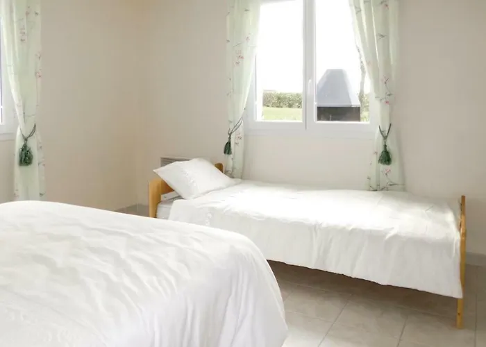 Σπίτι διακοπών Lovely In La Chapelle En Juger Montreuil-sur-Lozon